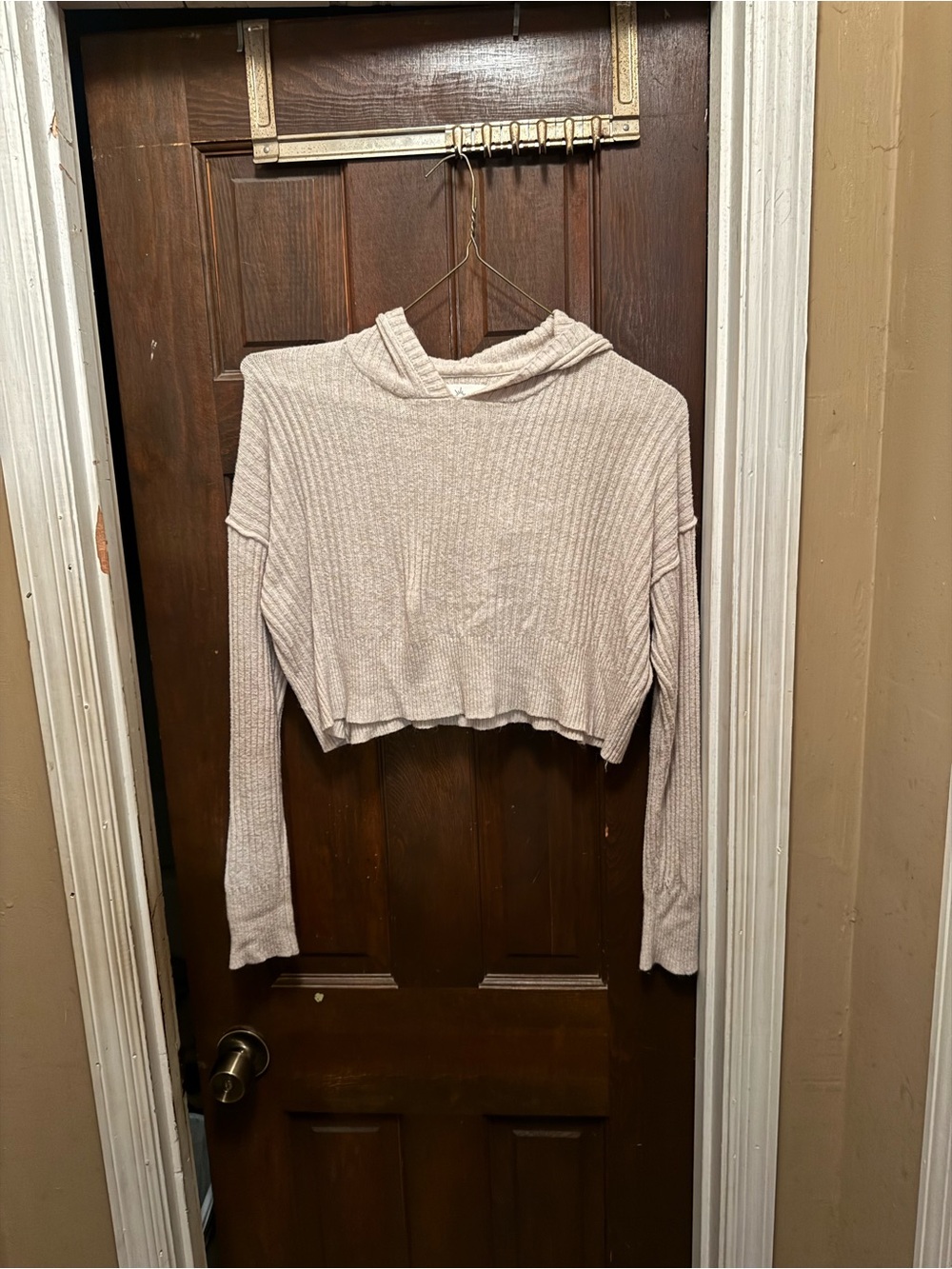 Women’s XXS Juniors Tan Cropped Hoodie Sweater